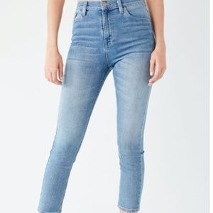BDG Girlfriend High-Rise Jean
